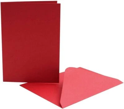 COINGALLERY Craft UK C6 A6 25 Red Christmas Cards and Envelopes 300gsm