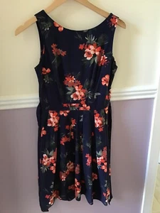 LADIES APRICOT NAVY WITH FLOWER PATTERN SUMMER DRESS SIZE 8 IN VGC - Picture 1 of 4