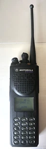 Motorola XTS3000 III UHF 403-470Mhz P25 Digital Portable Radio H09RDH9PW7BN. - Zdjęcie 1 z 8