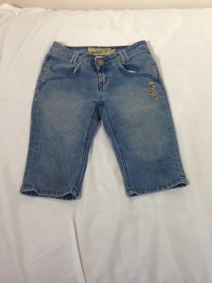 St894 Enyce 女孩蓝色牛仔裤 Capris 短裤 10 码 — 第 1/4 张图片