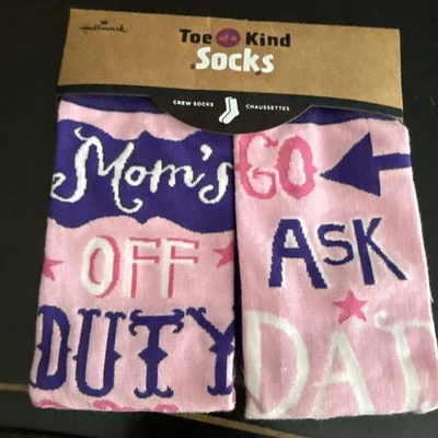 全新 Hallmark Toe-of-a-Kind 袜子,Mom off Ask Dad bb2 — 第 1/4 张图片