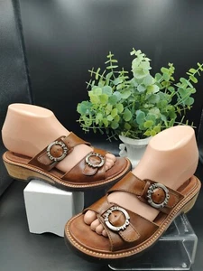 Earth Shoe Women's Size 6 Oak Brown Leather Sandals w/Brass Buckles Wooden Heel - Picture 1 of 11
