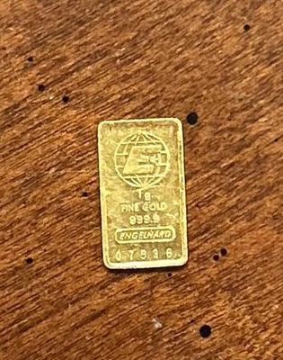 Vintage 1 Gram Gold Engelhard 999.9 Pure 24K Gold Bar Serial # G 7938 - Image 1 of 4