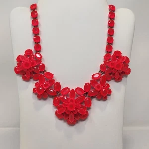 Collar J Crew Hot Rosa Estrás Floral Racimo Distintivo Tono Dorado Ajuste - Imagen 1 de 5