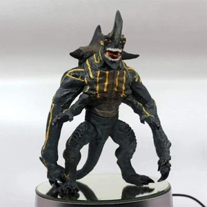 NEW Monster Kaiju Knifehead Axehead Pacific Rim 2 Action Figure 6.5' Christmas - Picture 1 of 3