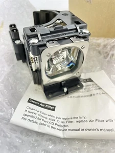 Original Ersatzlampe POA-LMP115 für SANYO Desktop Projektor Beamer mit Gehäuse - Bild 1 von 3