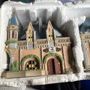 Dept 56 Disney Parks Village Mickey's Christmas Carol 5350-3 Fantasyland - Picture 1 of 4