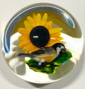 RARE Rick AYOTTE Paperweight Signed 2003 Sunflower/Chickadee M-89 🔥🔥🔥 - Picture 1 of 5
