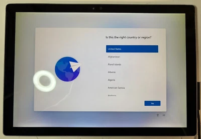 Microsoft Surface Pro 4 1724 12.3 8GB 256GB - Image 1 of 3