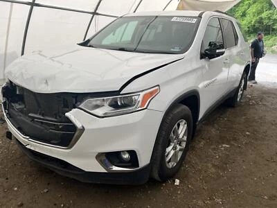 Used Windshield Wiper Motor fits: 2020 Chevrolet Traverse  Grade A - Image 1 of 4