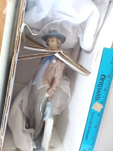 Lladro traveling Artist #5661 11.5" H with original box - Picture 1 of 6