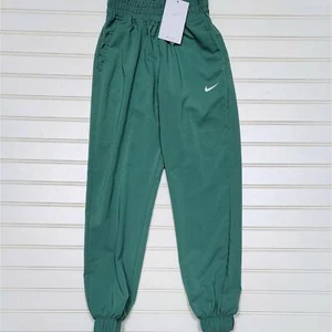NWT Nike Girls Dri-Fit One Woven Training Pants - Picture 1 of 6