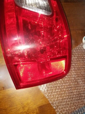 Conjunto de luz trasera - Certificado NSF derecho TYC se adapta a 09-12 Mitsubishi Galant Foto 1 de 4