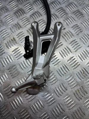 BENELLI TNT 125 NAKED 2017 -2024 LEFT REAR FOOTREST HANGER PEG WITH MASTER - Image 1 of 4