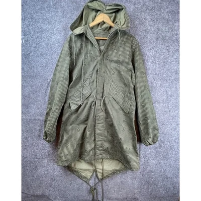 Vintage US Army Fishtail Parka Coat Jacket Mens Small Night Camouflage Desert - Image 1 of 4