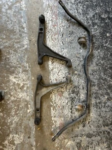 Horquillas delanteras Peugeot 309 GTI usadas, barra antivuelco delantera 22mm usada y abrazaderas - Imagen 1 de 3