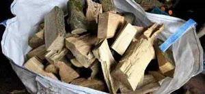 Mixed Hardwood Logs Fire Logs Large 30kg BOX - Logs 25cm long hard wood dry - Picture 1 of 6