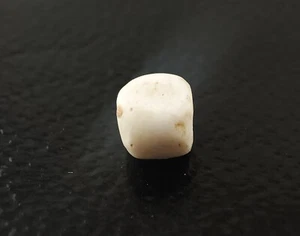 2000+ YEARS OLD AUTHENTIC ANTIQUE TIBETAN PEMA RAKA AGATE FACETED BEAD 4.66mm - Bild 1 von 6