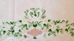 Tischdecke Baumwolle Handarbeit weiß bestickt (mit Blumenmotiv) NEU! - Bild 1 von 4