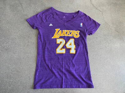 Camiseta Adidas NBA Lakers #24 Bryant feminina roxa gola V feminina M - Imagem 1 de 4