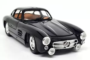 CB.Car 1/24 - Mercedes Benz 300SL Gullwing Black Diecast Scale Model Car - Foto 1 di 6