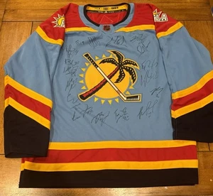 Camiseta firmada por el equipo de los Panthers 24-25 campeones de la Copa Stanley Barkov Ekblad Tkachuk - Imagen 1 de 8