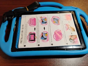 Kids Tablet Case with Robot Design and Kickstand iPad 9th/8th/7th Generation - Picture 1 of 5