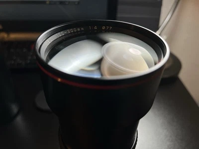 Lente teleobjetivo zoom Tokina AT-X SD 100-300 mm F4 | Montura Canon FD Foto 1 de 4