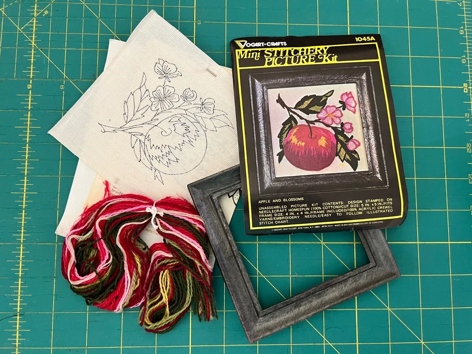 Vogart Mini Bordado Crewel Kit Apple Vintage Años 70 Foto 1 de 1