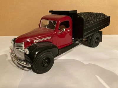 1/19-1/18 Scale Custom 1946 Chevrolet Dump Truck using Solido pickup as the base - Image 1 of 4