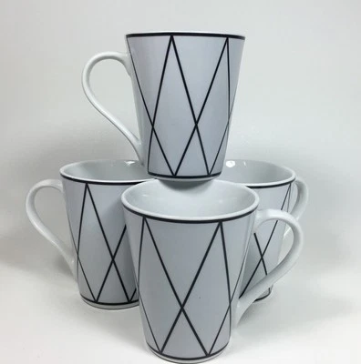 Tazas Tazas 10 Strawberry Street Blanco Y Negro Patrón Cruzado (Juego de 4)  Foto 1 de 4