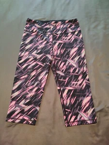 Victoria’s Secret VSX Sport Cropped Yoga Pant Leggings  - Picture 1 of 8