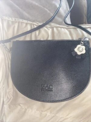 Zac Posen 适用于 Bloomingdale's 黑色 Celia 斜挎包全新无标签黑白花朵 — 第 1/4 张图片