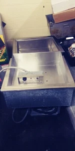 Delfield N8630 Drop-In Hot/Cold Food Well, 30-3/4", 2-Pan Size For 12" - Picture 1 of 9