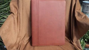 Almohadilla Osgoode Marley 1831 Brandy Cuero Cachemira Tamaño Letra - Imagen 1 de 5