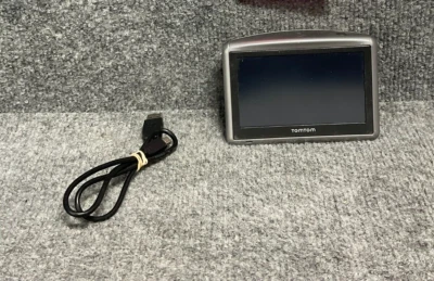 TomTom ONE XL 🚗 GPS Navigator 📡 4S00.008 Bluetooth + Wire Black - Image 1 of 4