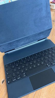 apple - magic keyboard 12.9 deutsch, 2022 - Bild 1 von 4