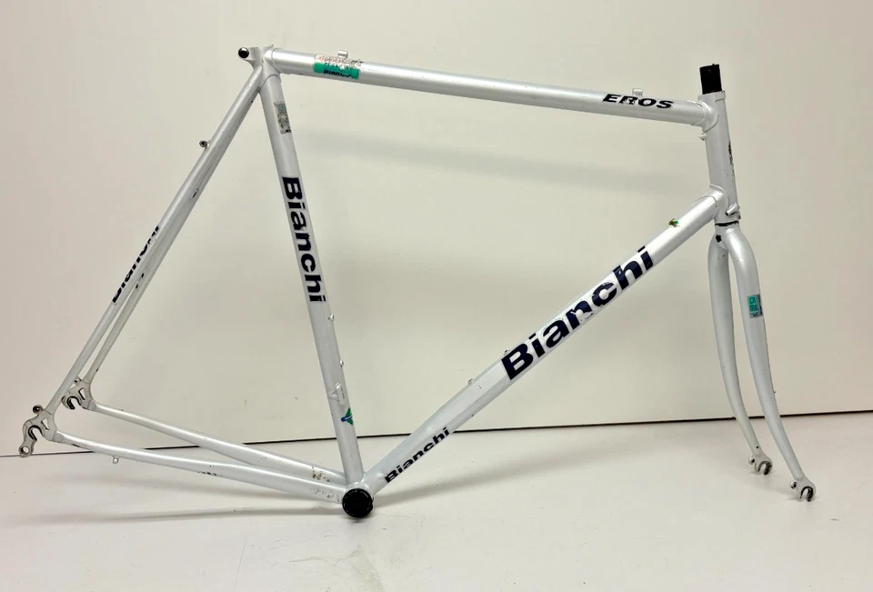 Cuadro/horquilla Campagnolo BB Bianchi Eros 1998 vintage 59 cm C-C con orugas Dedaccia Foto 1 de 4