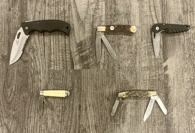 Lote de 5 navajas de bolsillo vintage Buck, Schrade, Gerber, Remington e Imperial EE. UU. Foto 1 de 4