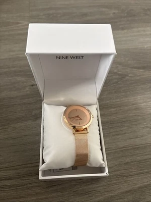Nine West Women's NW/2146RGRG Rose Gold-Tone Mesh Bracelet Watch - Image 1 of 3