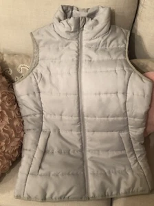 Womens Puma Vest Pale Gray Puffer Padded M /L - Picture 1 of 9