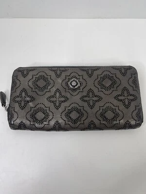 CARTERA Brighton OCTAVIA PERFORADA Cremallera Alrededor Cuero Gris Plata Foto 1 de 4