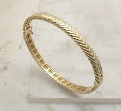 Medium Size Chevron Wheat Oval Edged Hinged Bangle Bracelet Real 14K Yellow Gold - Image 1 of 4