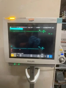 Philips Intellivue MP70 patient monitor with X2 module - Picture 1 of 5