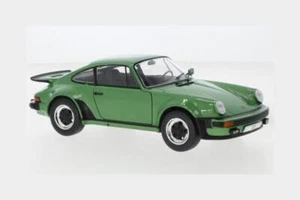 1:24 WHITEBOX Porsche 911 930 Turbo Coupe 1974 Green WB124188 Model - Picture 1 of 2