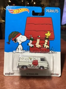 Hot Wheels Peanuts 66 Dodge A100 Van Snoopy Woodstock 2016 New In Package - Picture 1 of 3