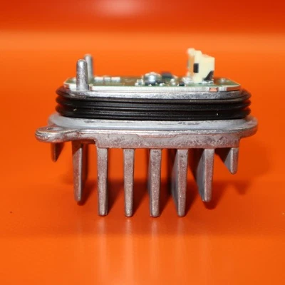 UNIDAD LED PORSCHE 911 LUZ DIURNA PASAJERO DERECHO 2017 2018 2019 9P1 953 249 Foto 1 de 4