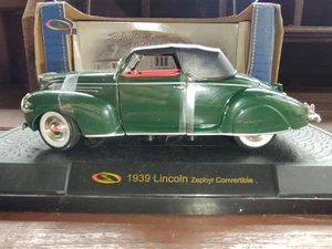 Vintage Signature Models 1936 Lincoln Zephyr Convertible.1:32 Diecast.Dk Green  - Picture 1 of 11