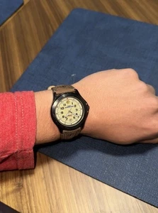 Reloj Timex T47012 Hombre Expedition Indiglo WR 50M Cuero Marrón PROBADO - Imagen 1 de 3