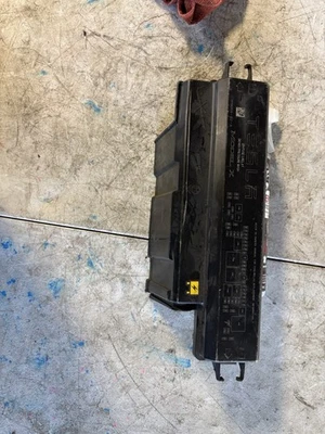 16-20 Model X MX Front Efuse Frunk Fuse Relay Junction Box Module 1119059-02-A - Image 1 of 3